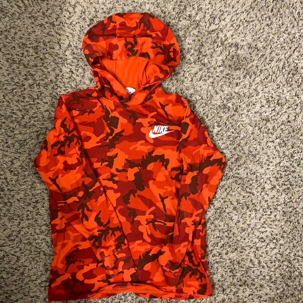 Boys Nike lightweight hoodie